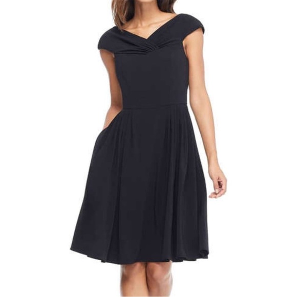 Gal Meets Glam Ruthie Little Black Dress size 2 Fit & Flare Pleated Sleeveless - Picture 9 of 9